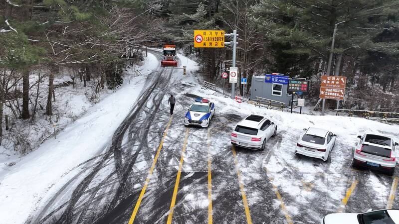 南韓東部大雪 全境雨雪天氣將持續至4日 - 國際 - 自由時報電子報