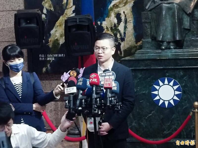 批週刊捏造、造謠、杜撰露鳥照 凌濤：蒐證提告「加倍奉還」 - 政治 - 自由時報電子報