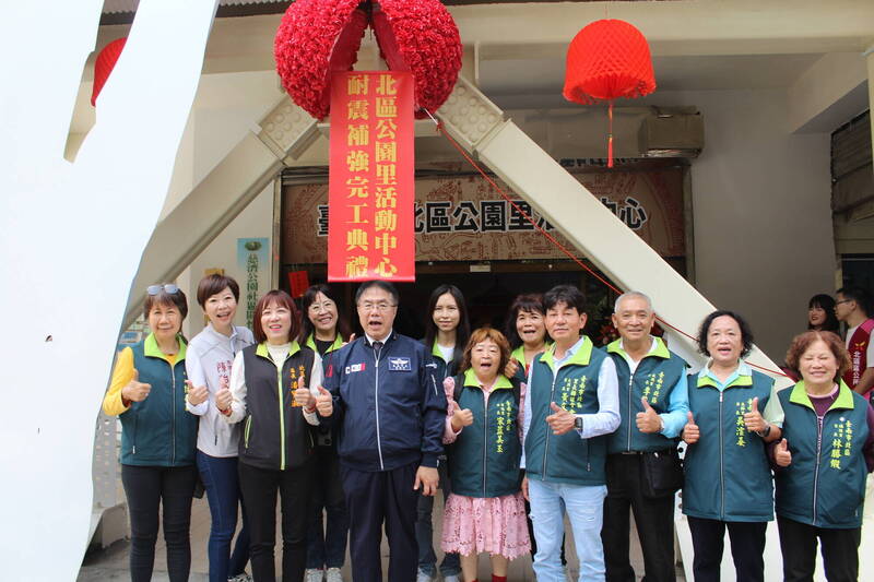 呼應「百年樹母」  北區公園里活動中心純白菩提樹外牆吸睛 - 生活 - 自由時報電子報