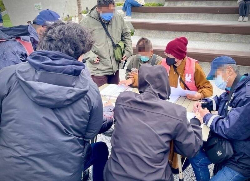 出家人擔任罷免志工！釋正定：國家有難不挺身而出談何修行 - 政治 - 自由時報電子報