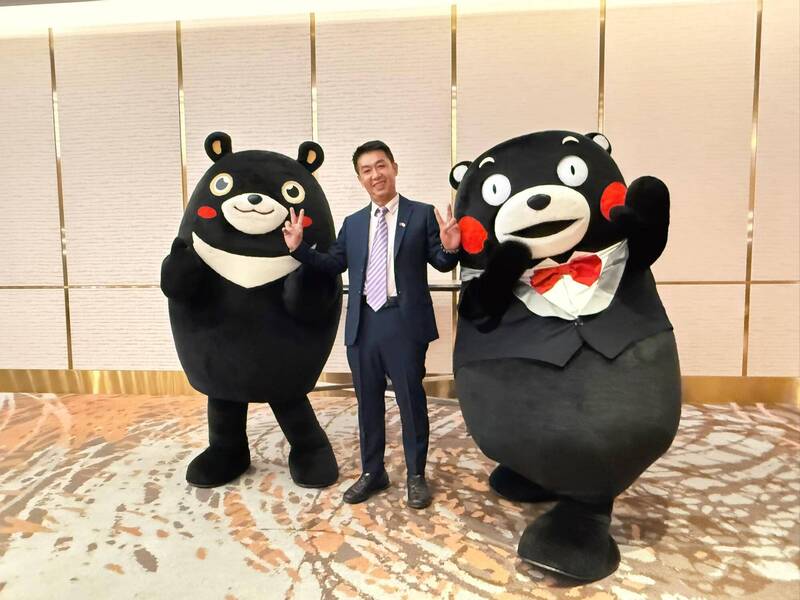 高雄新增、復飛多條國際航線 許智傑感念謝世謙 - 生活 - 自由時報電子報