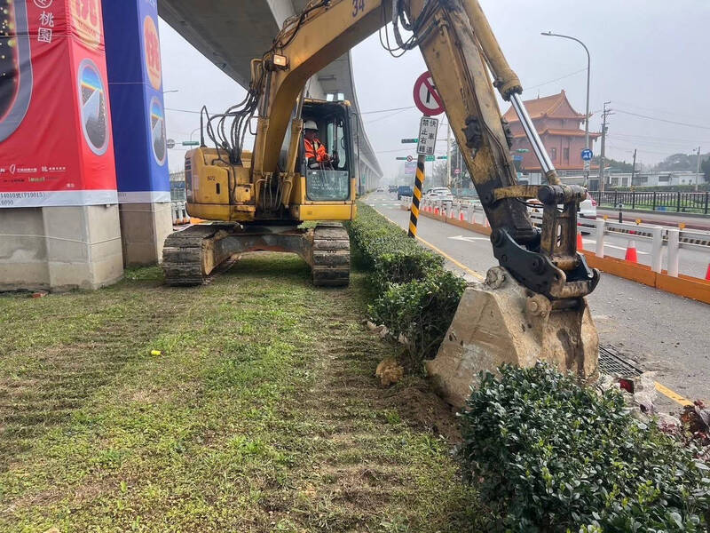 中壢中豐北路左轉道阻車流 3路口動工改偏心車道 - 生活 - 自由時報電子報