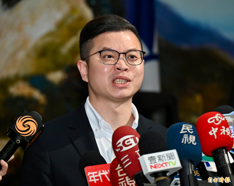 凌濤遭爆露鳥傳色照嗆提告 週刊回擊：查證確信屬實！ - 政治 - 自由時報電子報