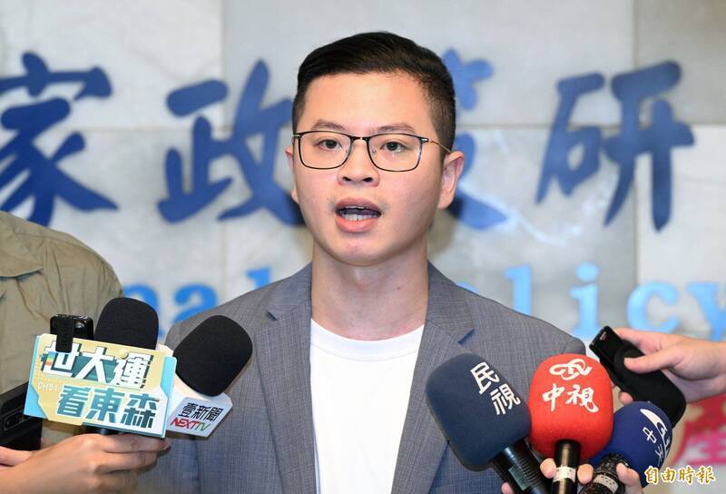 凌濤被爆性騷、露鳥性醜聞 吳靜怡：假面恐被撕裂 - 政治 - 自由時報電子報