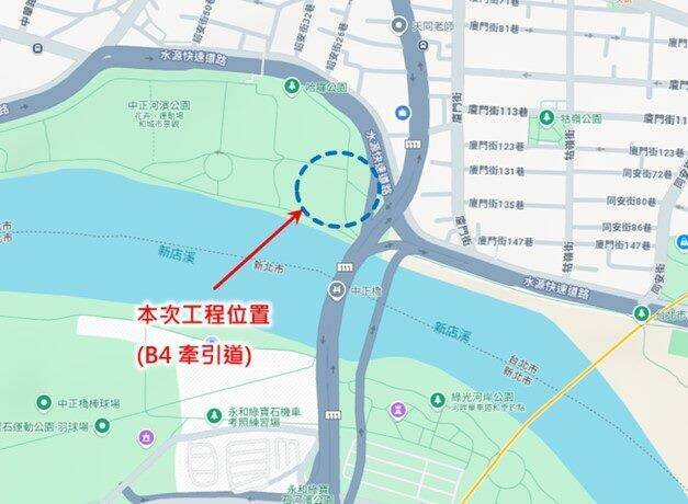 中正橋改建工程將施作下游側自行車牽引道,8日凌晨封閉1車道及匝道。(圖由台北市新工處提供) 中正橋改建工程將施作下游側自行車牽引道,8日凌晨封閉1車道及匝道。(圖由台北市新工處提供)