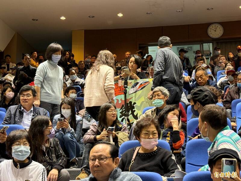 高鐵延伸宜蘭公聽會 現場逾400人意見分歧氣氛火爆 - 生活 - 自由時報電子報