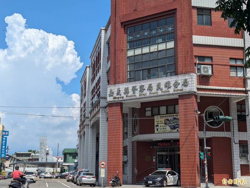 嘉義民雄母子陳屍租屋處 疑因經濟壓力輕生 - 社會 - 自由時報電子報