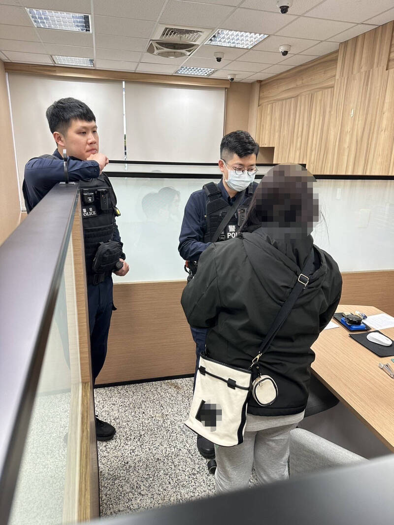 翻修祖厝卻忘記地址又稱匯款給姊姊！台中女好堅持 警苦勸阻詐 - 社會 - 自由時報電子報