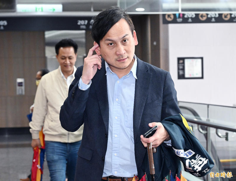 葉元之遭爆羞辱同仁、助理病逝不聞不問！ 周軒：不把人當人看欠罷 - 政治 - 自由時報電子報