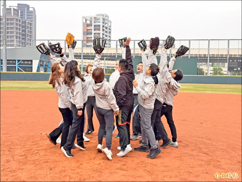 進場看世壯運 送百萬「新北幣」 - 生活 - 自由時報電子報