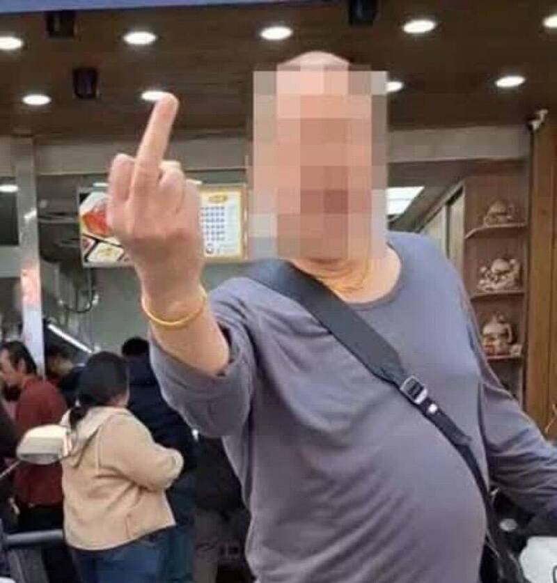 罷免徐欣瑩總部遭破壞 志工還曾遭人比中指挑釁 - 政治 - 自由時報電子報