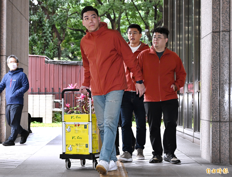 罷免吳沛憶領銜人稱未收到補件公文 中選會駁斥：與事實不符 - 政治 - 自由時報電子報