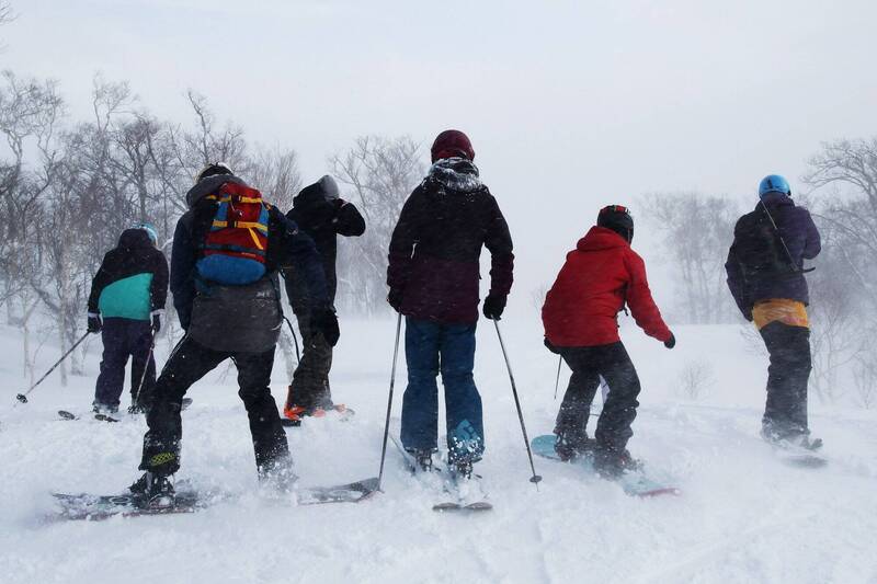 北海道滑雪注意！中國「海賊教練」低價搶客、非法授課衝擊當地 - 國際 - 自由時報電子報