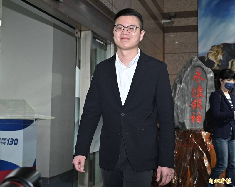 凌濤爆性騷「F先生」身分掀討論  綠營網紅范綱皓撇清戲稱：不排除提告 - 政治 - 自由時報電子報