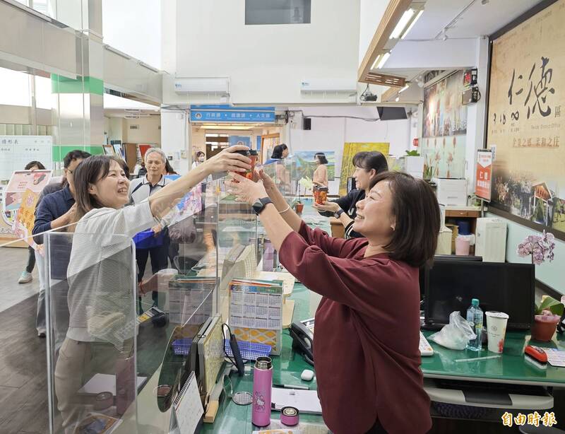 向婦女致敬  台南仁德公所請喝飲品倡性平 - 生活 - 自由時報電子報