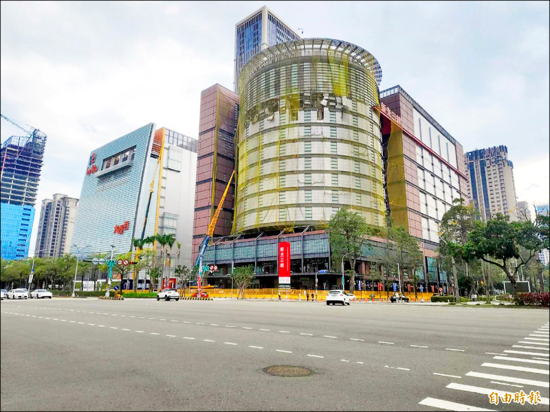 台中新光三越氣爆停業 152公車假日運量下滑 - 生活 - 自由時報電子報