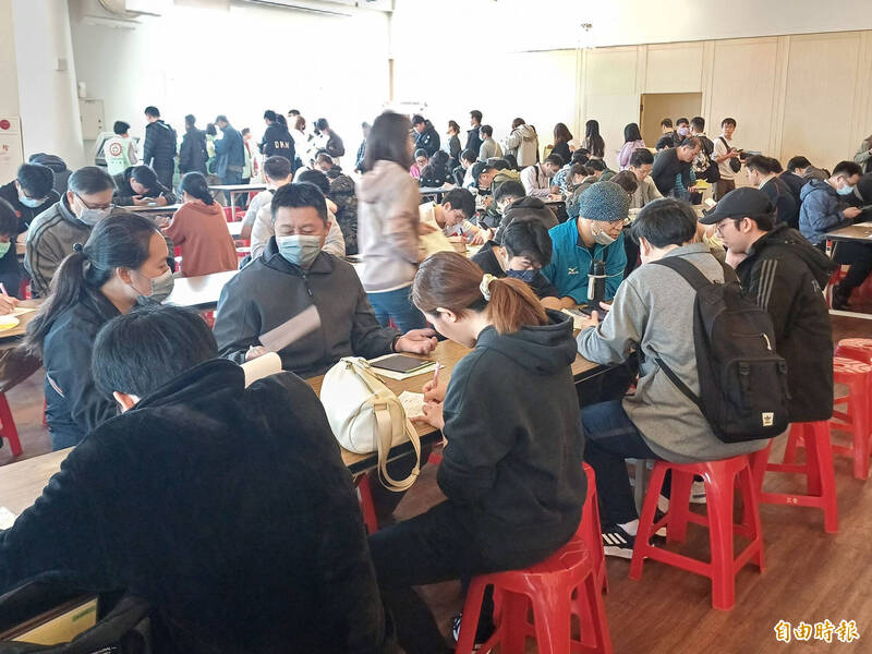 台積電等18家半導體廠商聯合徵才 陳其邁：結合南台產業聚落 - 生活 - 自由時報電子報