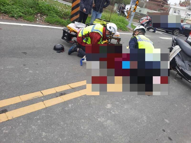 苗栗致民國中附近汽、機車碰撞  機車騎士傷重搶救中 - 社會 - 自由時報電子報