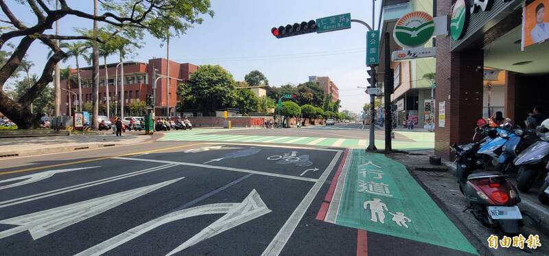 屏東9大路口號誌、標線大變動 民眾：6個燈霧煞煞 - 生活 - 自由時報電子報