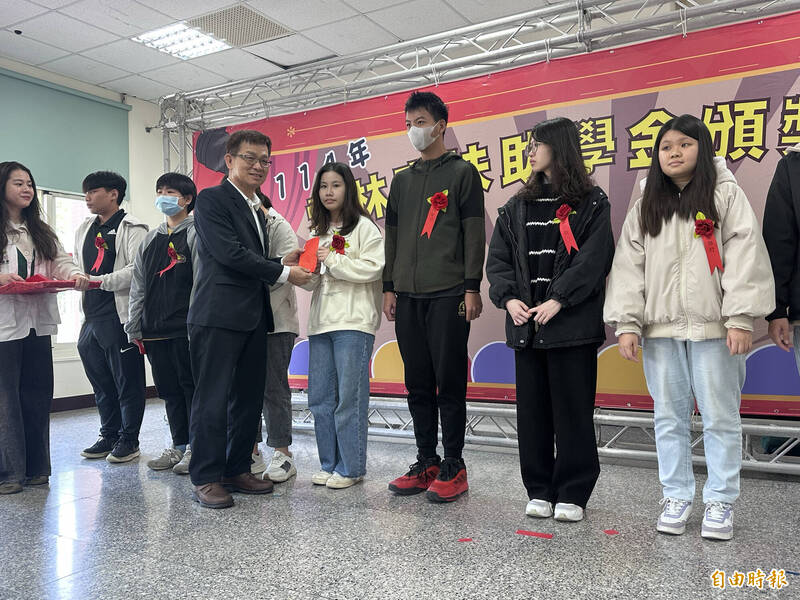 大環境影響募款 雲林家扶首遇助學金短缺72萬元 - 生活 - 自由時報電子報