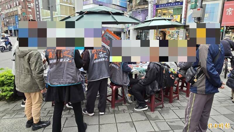 罷免葉元之2階開跑 連署站人多到要排隊 - 政治 - 自由時報電子報