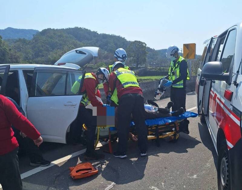 消防人員到場救護。（圖由民眾提供）