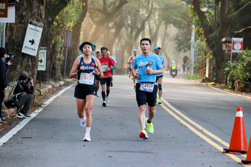 集集半馬遊小鎮！ 2000跑者穿梭綠隧、武昌宮地震遺址 - 生活 - 自由時報電子報