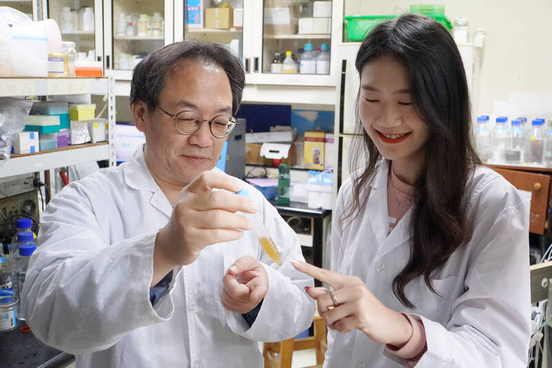 她靠「荖葉」 考上頂尖研究所 - 生活 - 自由時報電子報