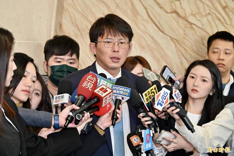 柯爸3/10告別式 黃國昌：父喪不便到場 - 政治 - 自由時報電子報