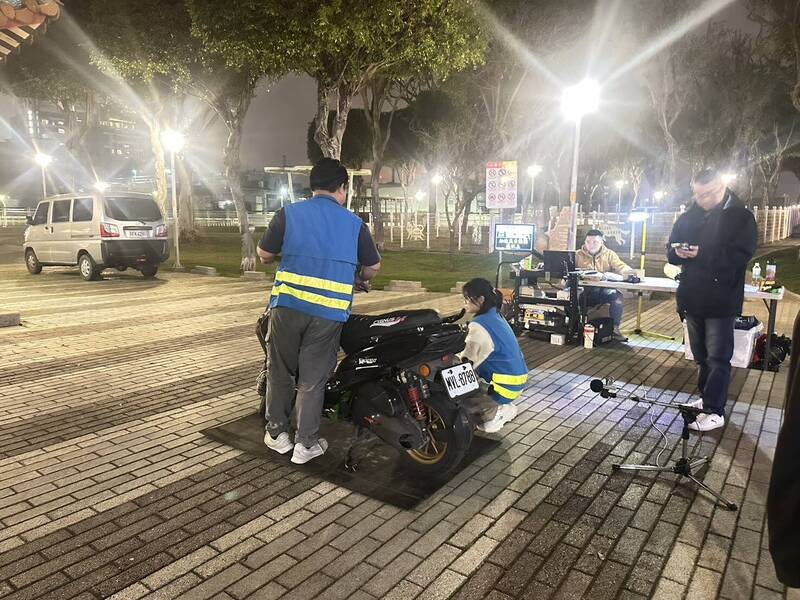 環、警鎖定桃園重劃區抓「改管猴」 騎士噪音超標3600元飛了 - 社會 - 自由時報電子報