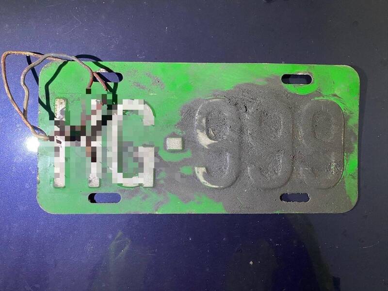 曳引車司機無照上路 泥巴塗抹掩飾假車牌被送辦 - 社會 - 自由時報電子報