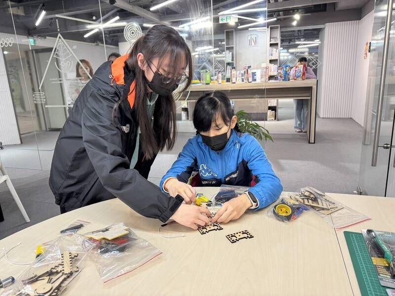 安康高中勇奪FRC「工程啟發獎」 進軍機器人世界大賽 - 生活 - 自由時報電子報