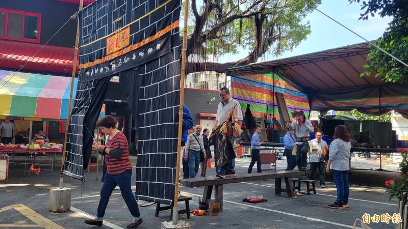 童子爺公聖誕 內行人掏祂口袋「大錢換小錢」 - 生活 - 自由時報電子報