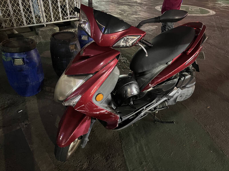 中壢危險路口？ 轎車左轉與直行機車碰撞  騎士擦、挫傷 - 社會 - 自由時報電子報