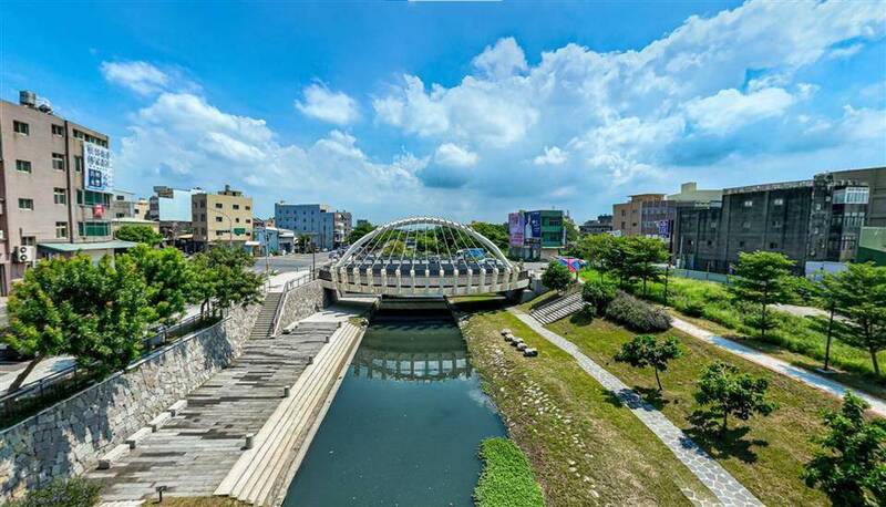 比Google街景還狂!鹿港「720°線上漫遊」 深夜3點也能逛老街 - 生活 - 自由時報電子報