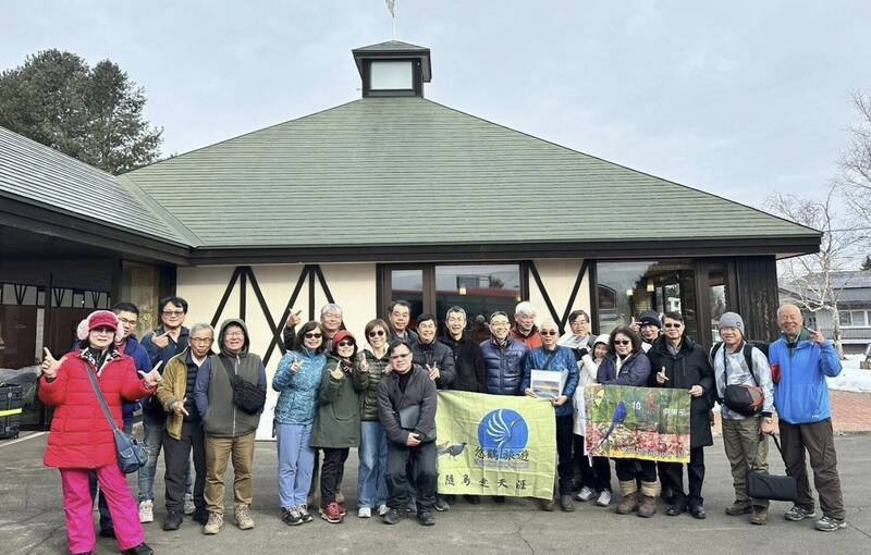 當地30年少見!鳥友赴日拍丹頂鶴    銀狐意外入鏡 - 生活 - 自由時報電子報