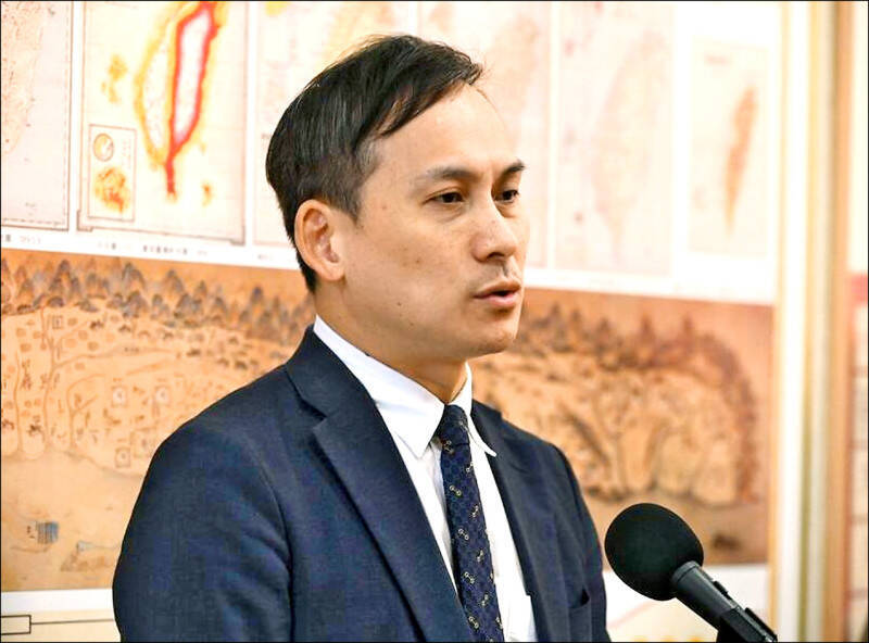 傳葉元之前助理住院無健保 吳崑玉：離職立刻退保、太無情了
