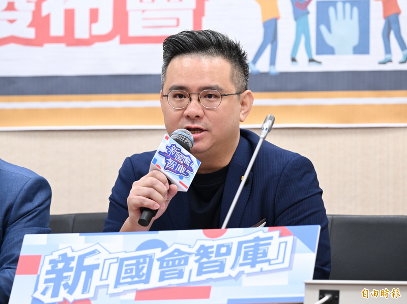 黃健豪強調他沒有刪凍育兒津貼相關預算。(資料照) 黃健豪強調他沒有刪凍育兒津貼相關預算。(資料照)