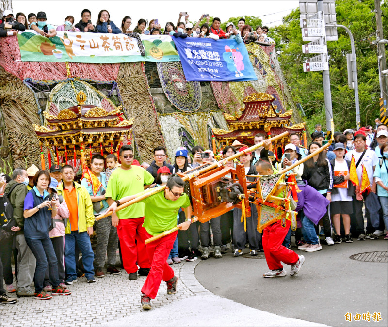 傳承260年 木柵迎尪公巡田園「與神同行」 - 生活 - 自由時報電子報