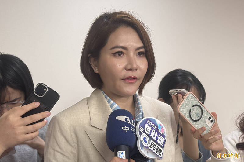 藍委陳菁徽投書批美智庫阻共軍侵台 周軒：為何幫中國出頭？