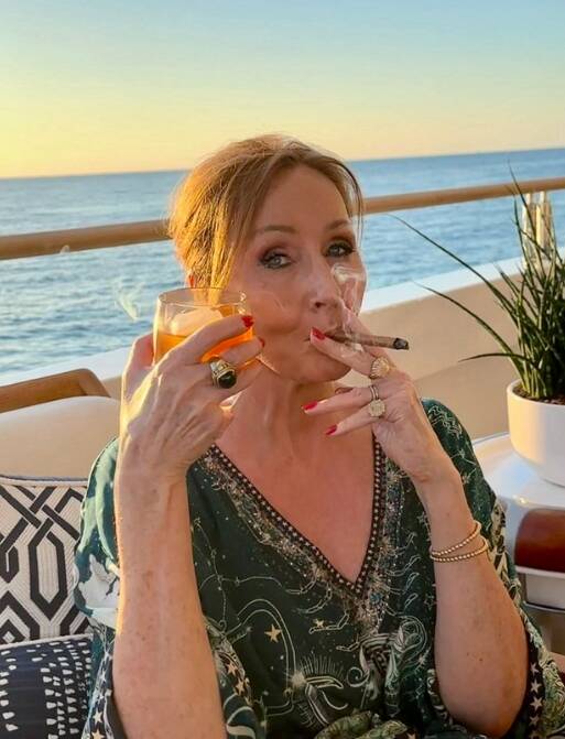 英法院裁定跨性別不是女性！J.K.羅琳爽慶祝 網：葛萊芬多+100分