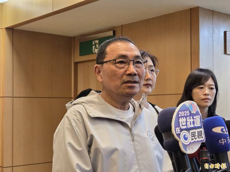 針對康橋國際學校學生在彰化發生車禍意外,新北市長侯友宜表示,將全力協助醫療資源與生活支持。(記者賴筱桐攝) 針對康橋國際學校學生在彰化發生車禍意外,新北市長侯友宜表示,將全力協助醫療資源與生活支持。(記者賴筱桐攝)