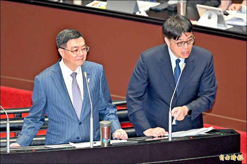 卓稱對岸「境外敵對勢力」 白委質疑╱邱垂正︰中共威脅台灣 是客觀事實