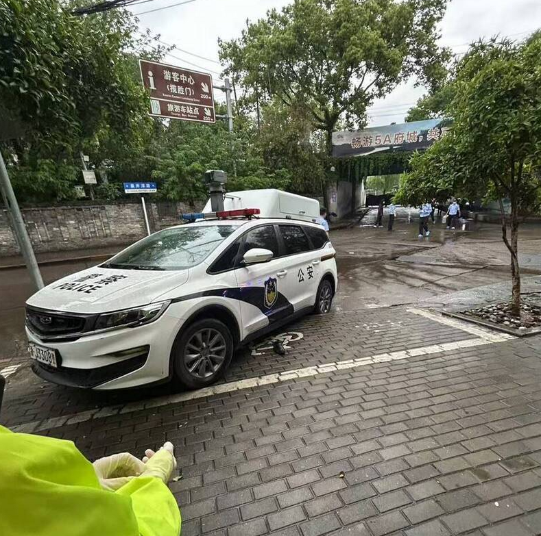 中國浙江省台州市近日傳出發生警匪槍戰。（圖翻攝自X平台）
