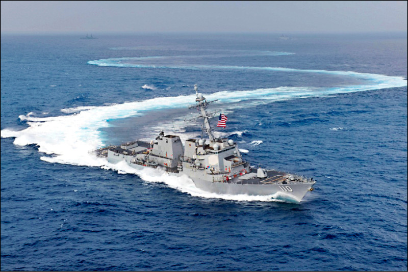 美國伯克級驅逐艦「威廉·P·勞倫斯」號23日起從北穿越台灣海峽。（取自USS William P. Lawrence (DDG 110) 臉書）