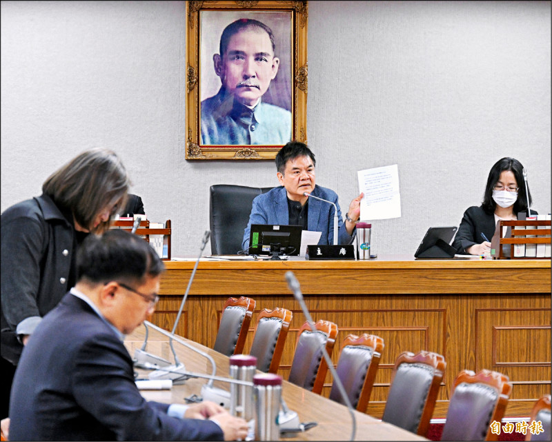 周萬來缺席司委會》莊瑞雄︰立院作踐自身 立院︰議程逾越法定範疇