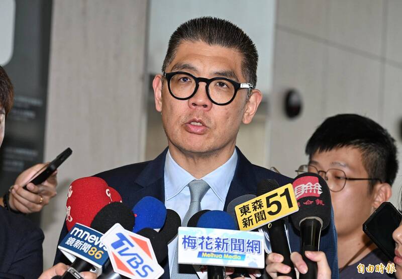 國民黨副主席連勝文出席和平之旅20週年的回顧與前瞻紀念座談會，會前受訪。（記者張嘉明攝）