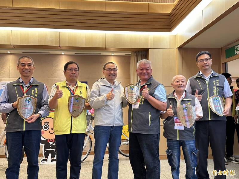 新北市政府推動土石流自主防災社區,2024年農村水保署自主防災社區認證,新北市共獲1金質、4銀質及5銅質佳績。(記者賴筱桐攝) 新北市政府推動土石流自主防災社區,2024年農村水保署自主防災社區認證,新北市共獲1金質、4銀質及5銅質佳績。(記者賴筱桐攝)