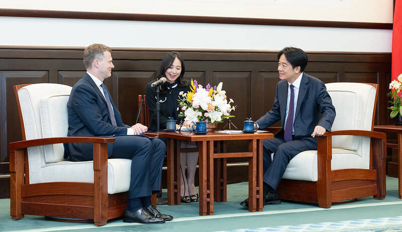 總統賴清德接見美國智庫「大西洋理事會」（Atlantic Council）共和黨策士團。（總統府提供）