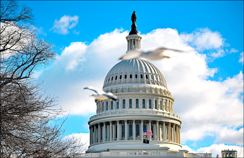 美國聯邦眾議院五日口頭無異議通過「「台灣保證落實法案」，要求國務院必須定期檢視對台交往準則後向國會報告，並提出解除自我限制的計畫。（法新社檔案照）